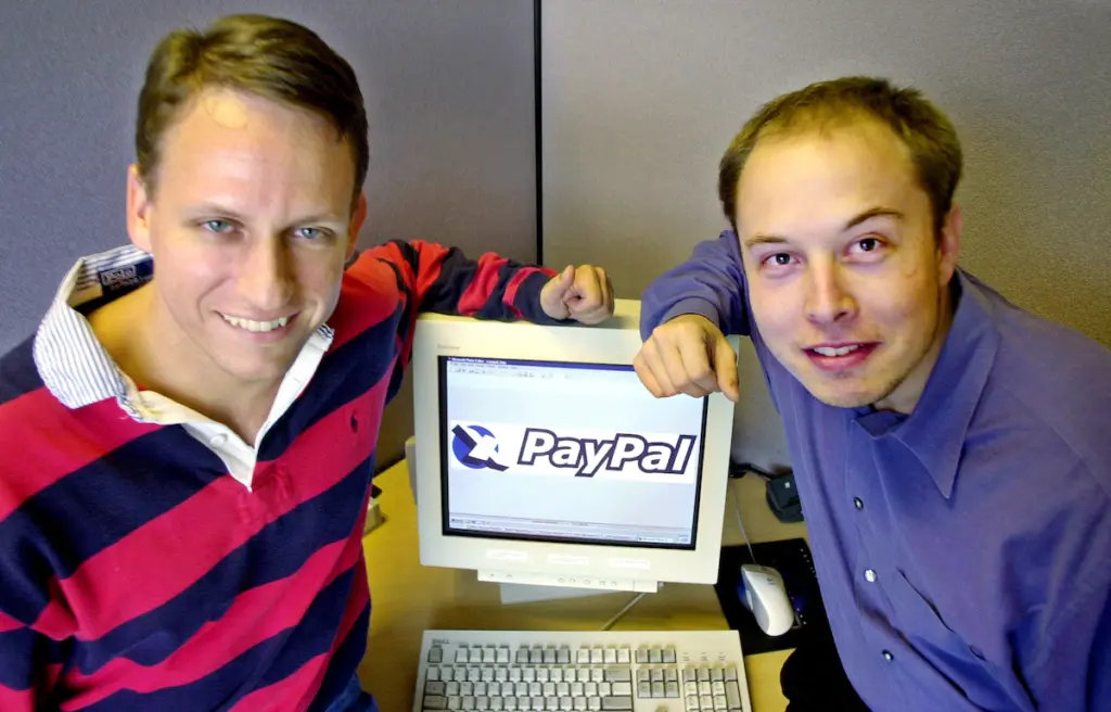 Peter Thiel en Elon Musk met hun nieuw gefuseerde bedrijf PayPal